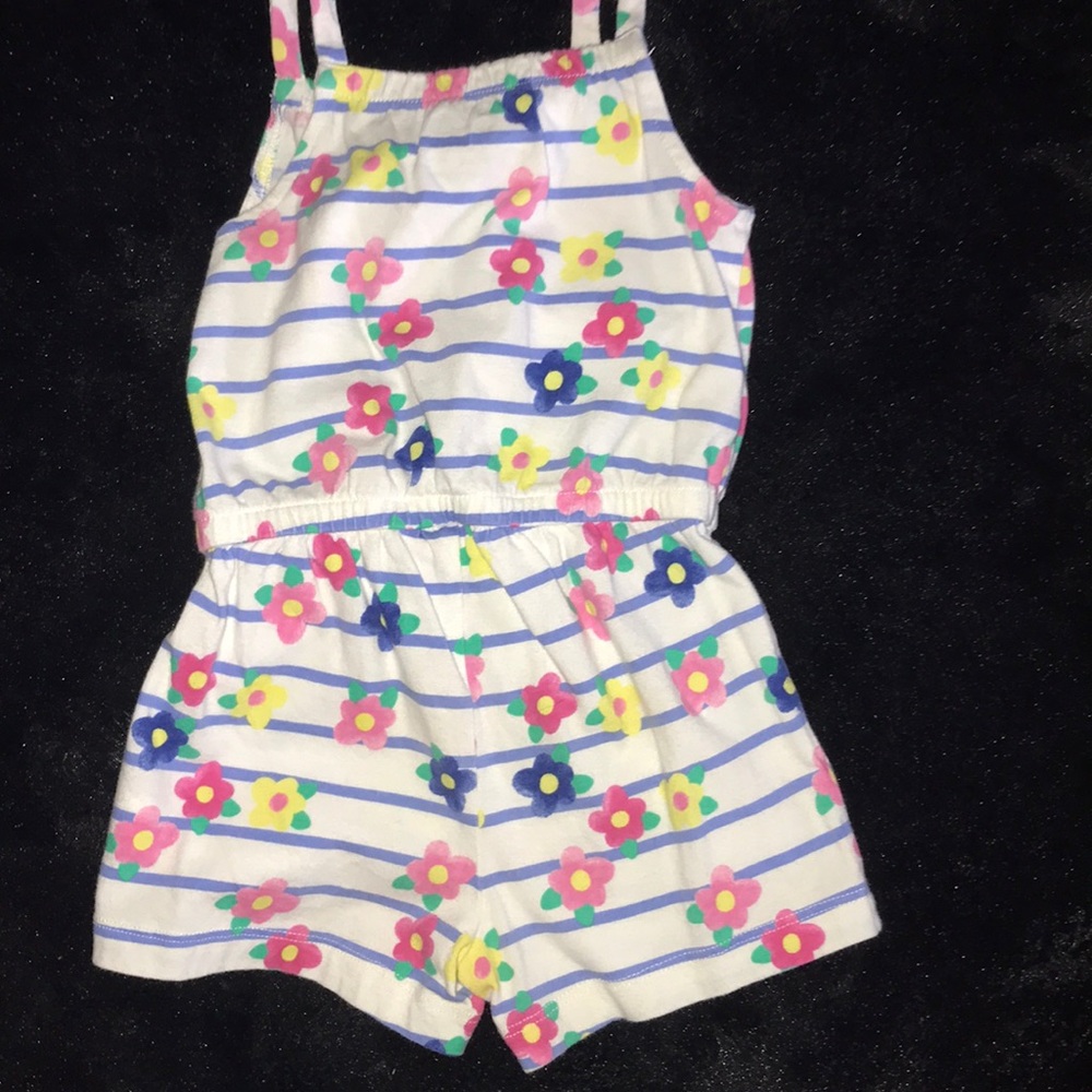 Summer Rompers - Picture 5 of 6